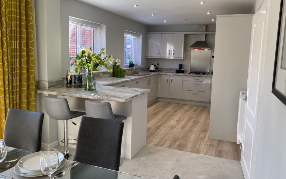 Instagram Duropal 162 Llanmoor Light Cortona